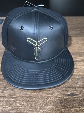 Nike Kobe Bryant Hat Cap Strap Back One Size Black Leather Wool Mamba Mens